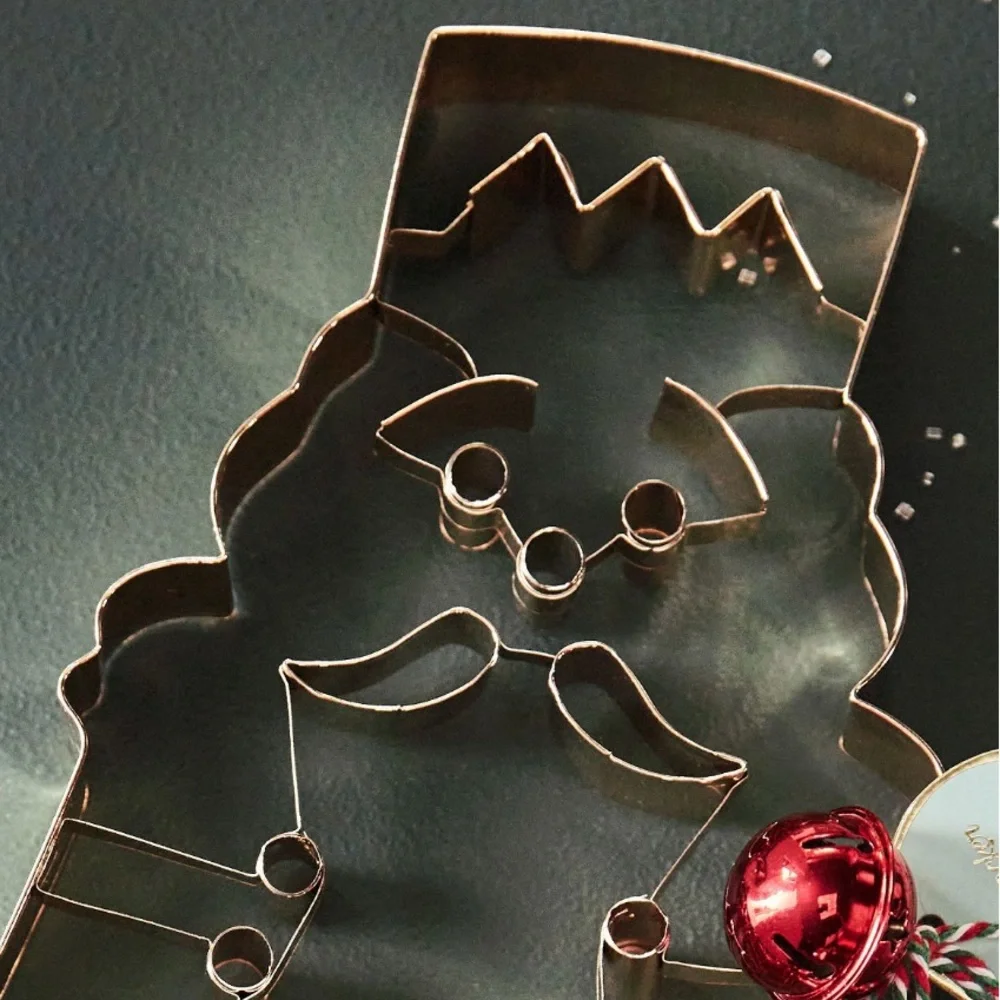 Jumbo cookie‎ cutter